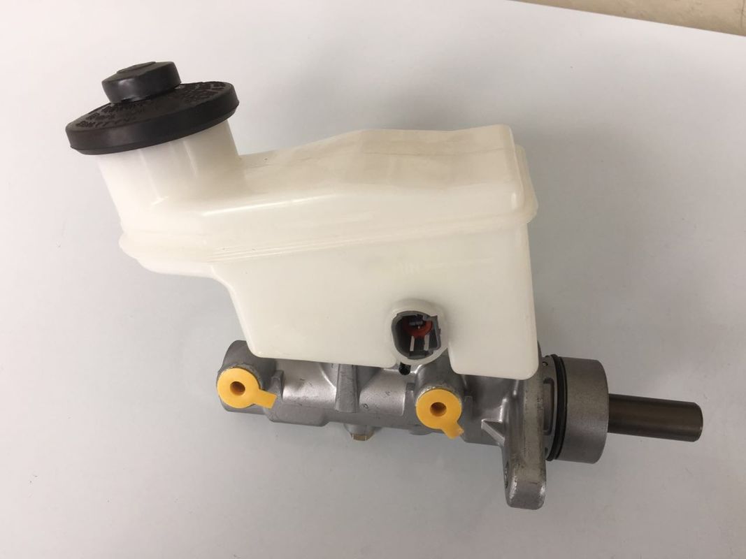 47201-52031 CYLINDER SUB-ASSY BRAKE MASTERAONE OEM  FITS TOYOTA  4720152031 Brake Master Cylinder 47201-52031 Fits  Echo / Yaris 1999-2005 1SZ-FE 47201-52061