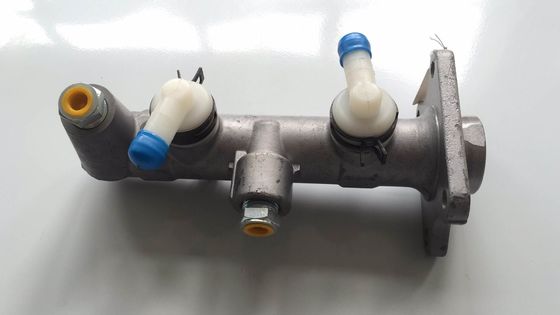 47201-36390 47201-36410 أسطوانة رئيسية الفرامل 47201-36390 تتناسب مع TOYOTA COASTER HZB50 1HZ قطع الغيار أسطوانة رئيسية الفرامل 47201-36390 FITS COASTER Bus 1993-2001 2.7L 3.7D BB42L-BRMRS 1993-200