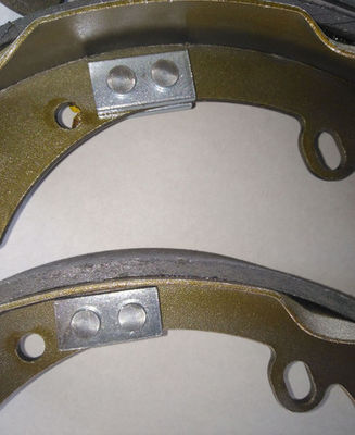 فورتشنر 04495-OK070 استبدال أحذية الفرامل الطبولية FN2809